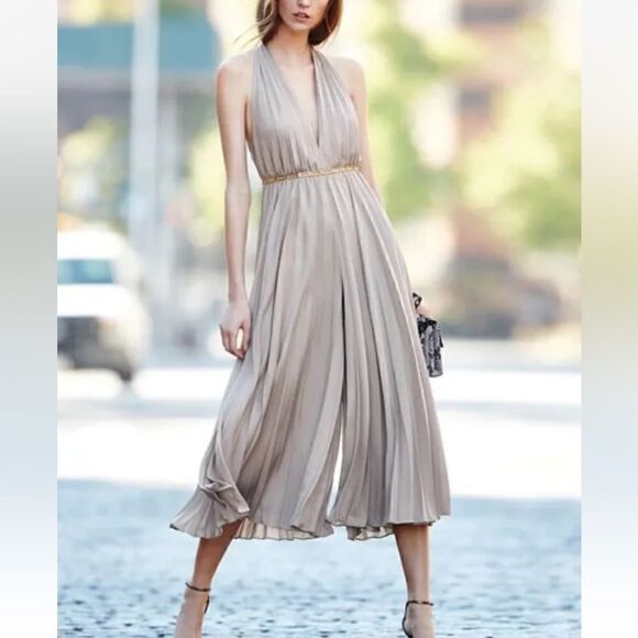 Halston Heritage Halter Pleated Wide Leg Jumpsuit Atmosphere Beige. - Picture 2 of 13